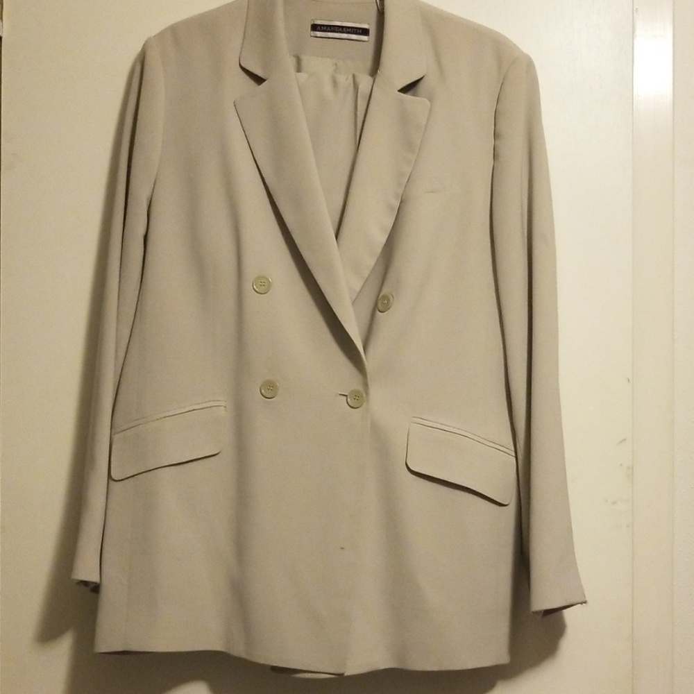 Size 16 Creme colored pantsuit with jacket
